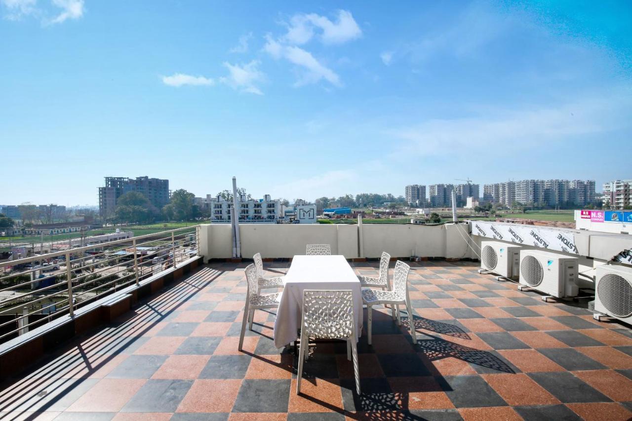 Hotel Woodcrest Zirakpur Chandigarh - Luxury Rooms Eksteriør billede