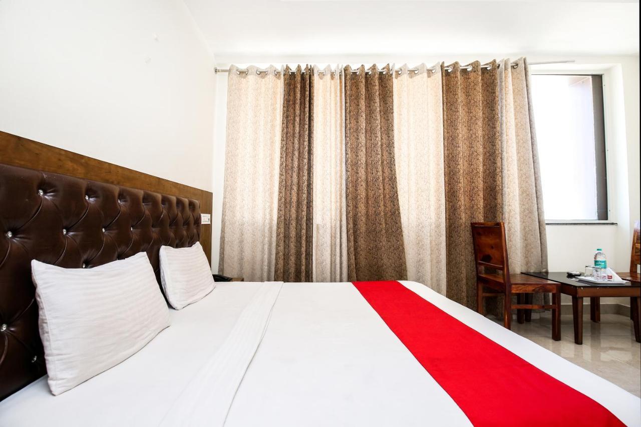 Hotel Woodcrest Zirakpur Chandigarh - Luxury Rooms Eksteriør billede