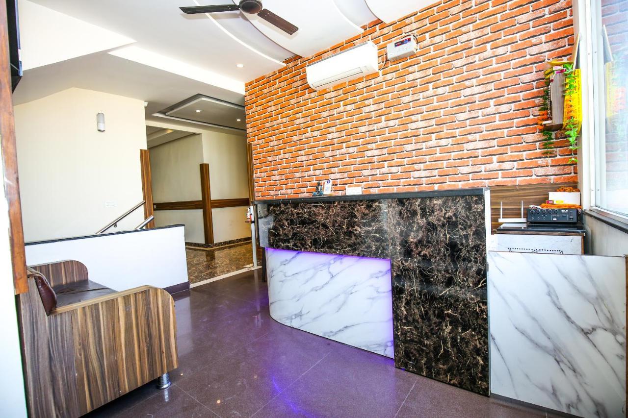 Hotel Woodcrest Zirakpur Chandigarh - Luxury Rooms Eksteriør billede